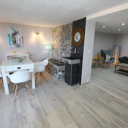 Apartment In Guia De Isora, Teneriffa *